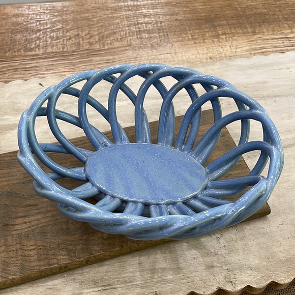 Stoneware Braided Basket - Picture 4 of 14